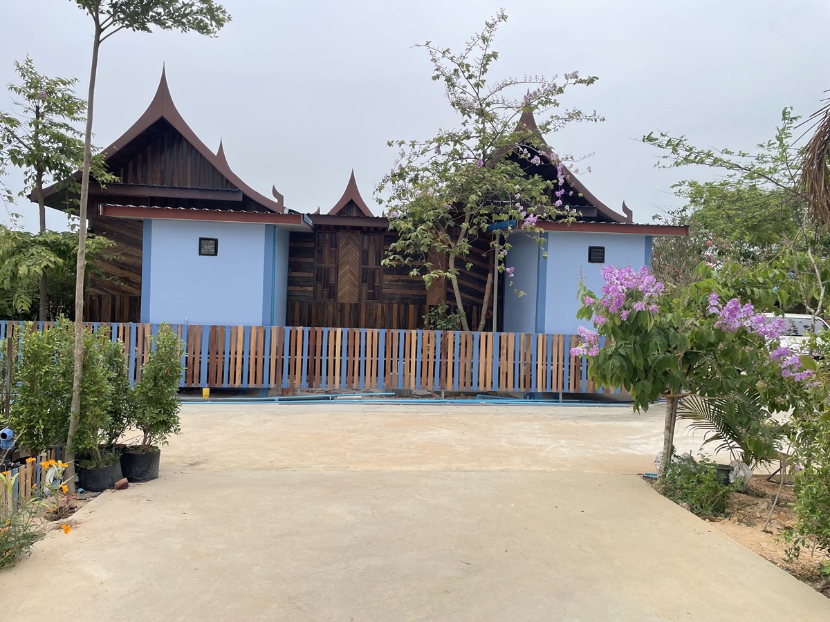 บ้านเรือนไทย อารี รีสอร์ท